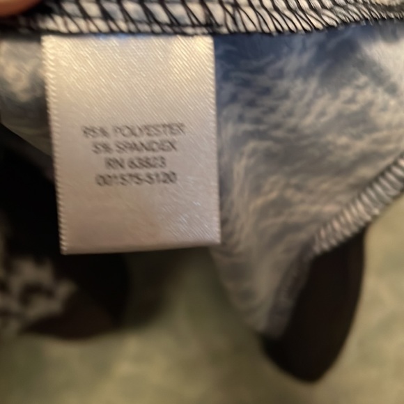 Christopher & Banks women’s top NWT - Picture 3 of 9